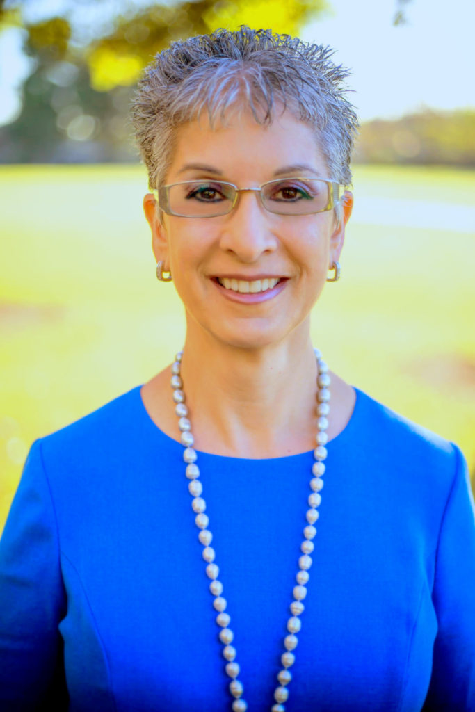View More: http://lovinglittlesphotography.pass.us/parentis-health-headshots